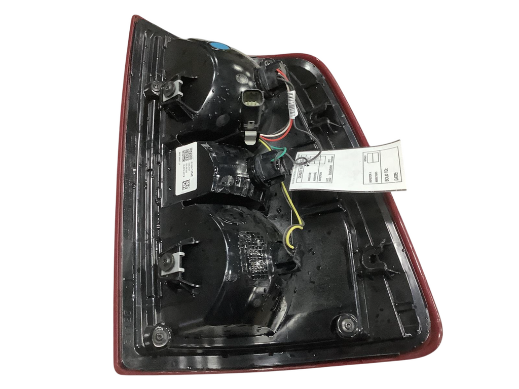 2019-2024 Dodge Ram 2500 Pickup Drivers (LH) Taillight Standard (Incandescent) Bulbs