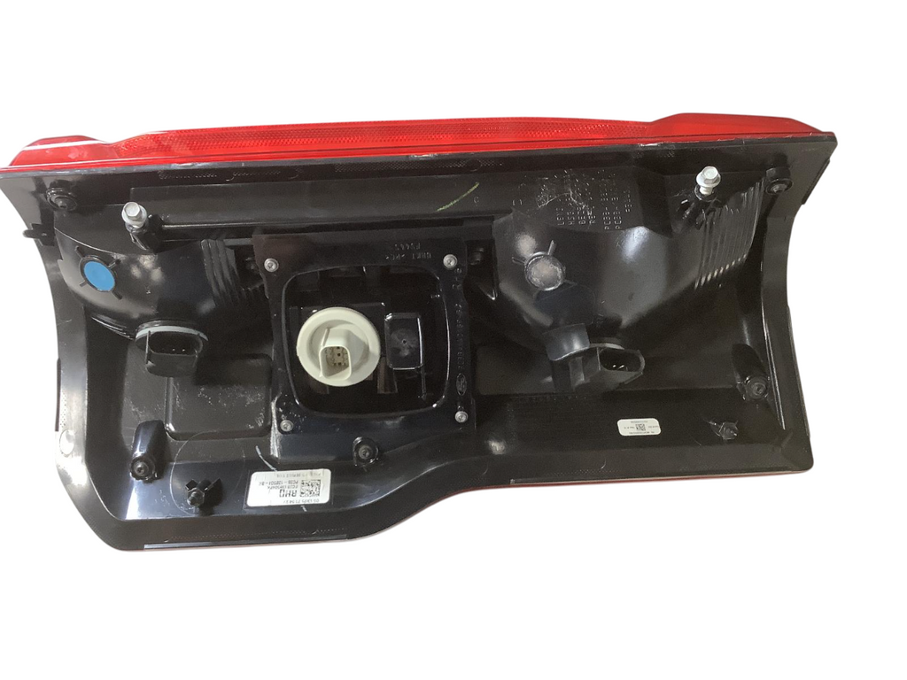 2023-2024 Ford F250SD F350SD Passenger (RH) Taillight Standard Incandescent Bulbs, WITH LED Reverse Light & Blind Spot Alert