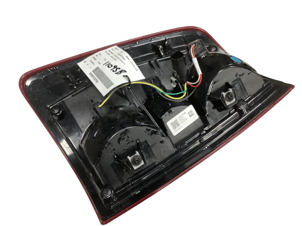 2019-2024 Dodge Ram 2500 3500 Pickup RH Passenger Taillight WITH Standard Incandescent Bulbs